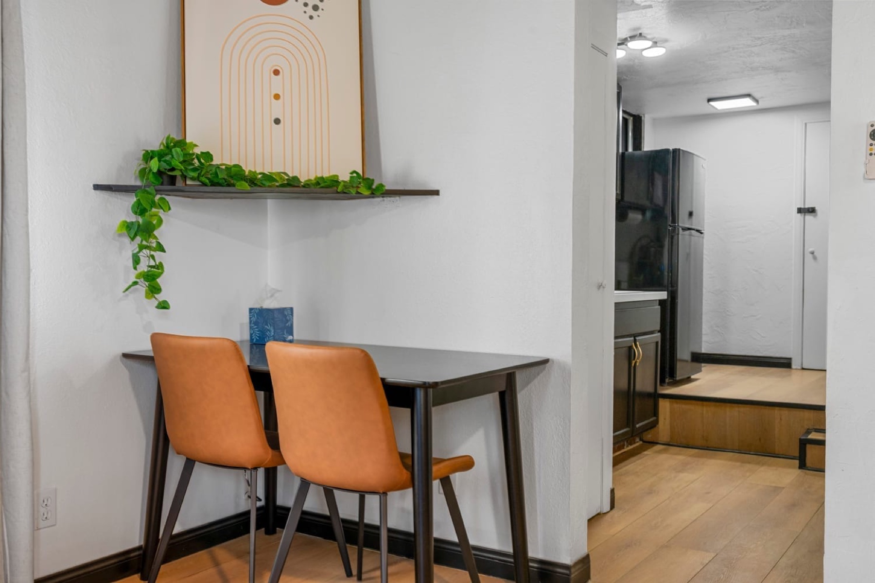 Studio Suite dining nook