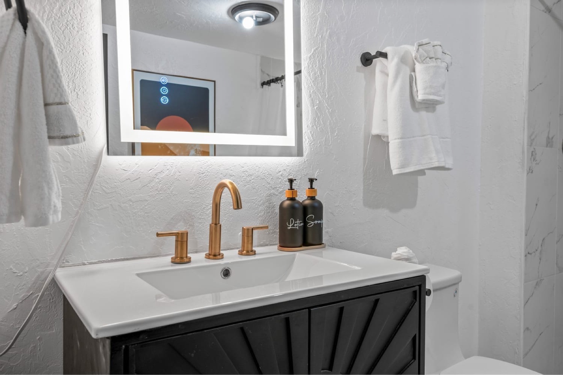 Studio Suite bathroom vanity