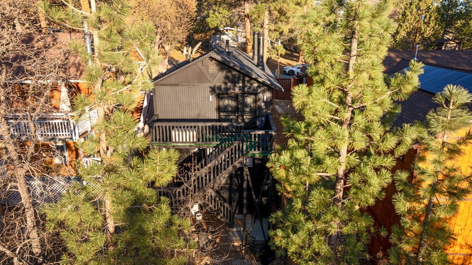 Tranquil Trails cabin among the pine trees in Big Bear